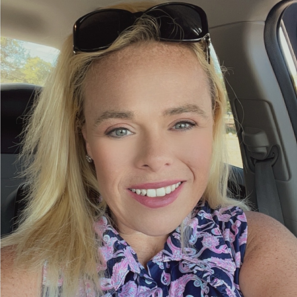 Meet your Posher, Amie